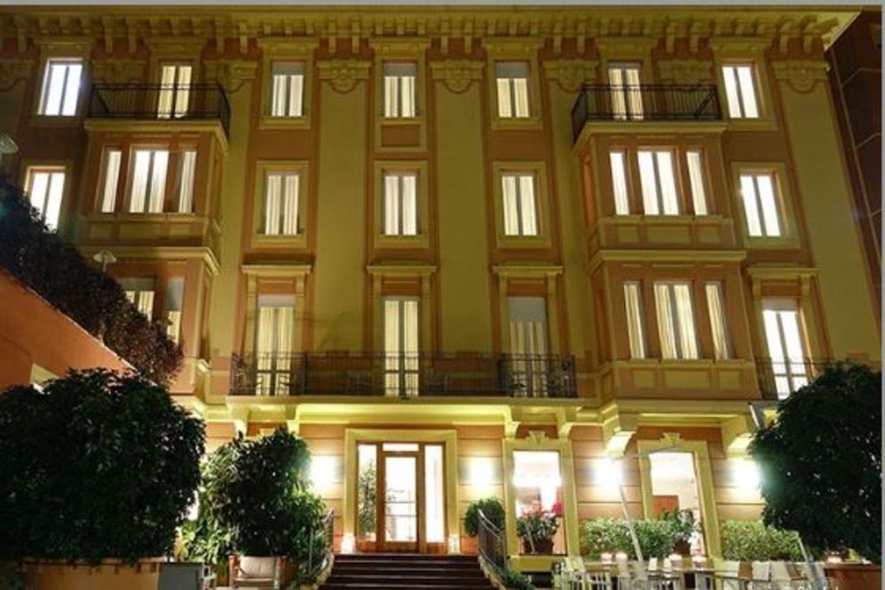 Hotel Careni Villa Italia 피날레리구레 외부 사진