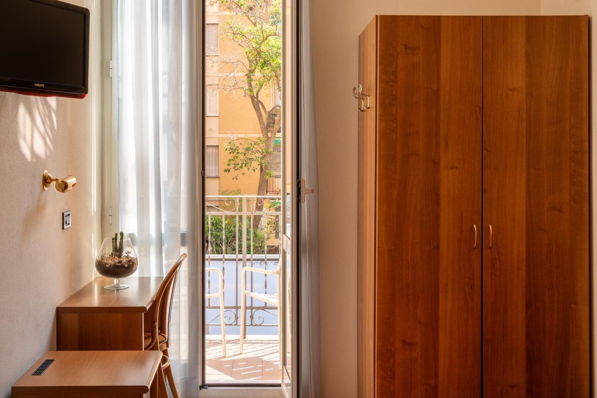 Hotel Careni Villa Italia 피날레리구레 외부 사진