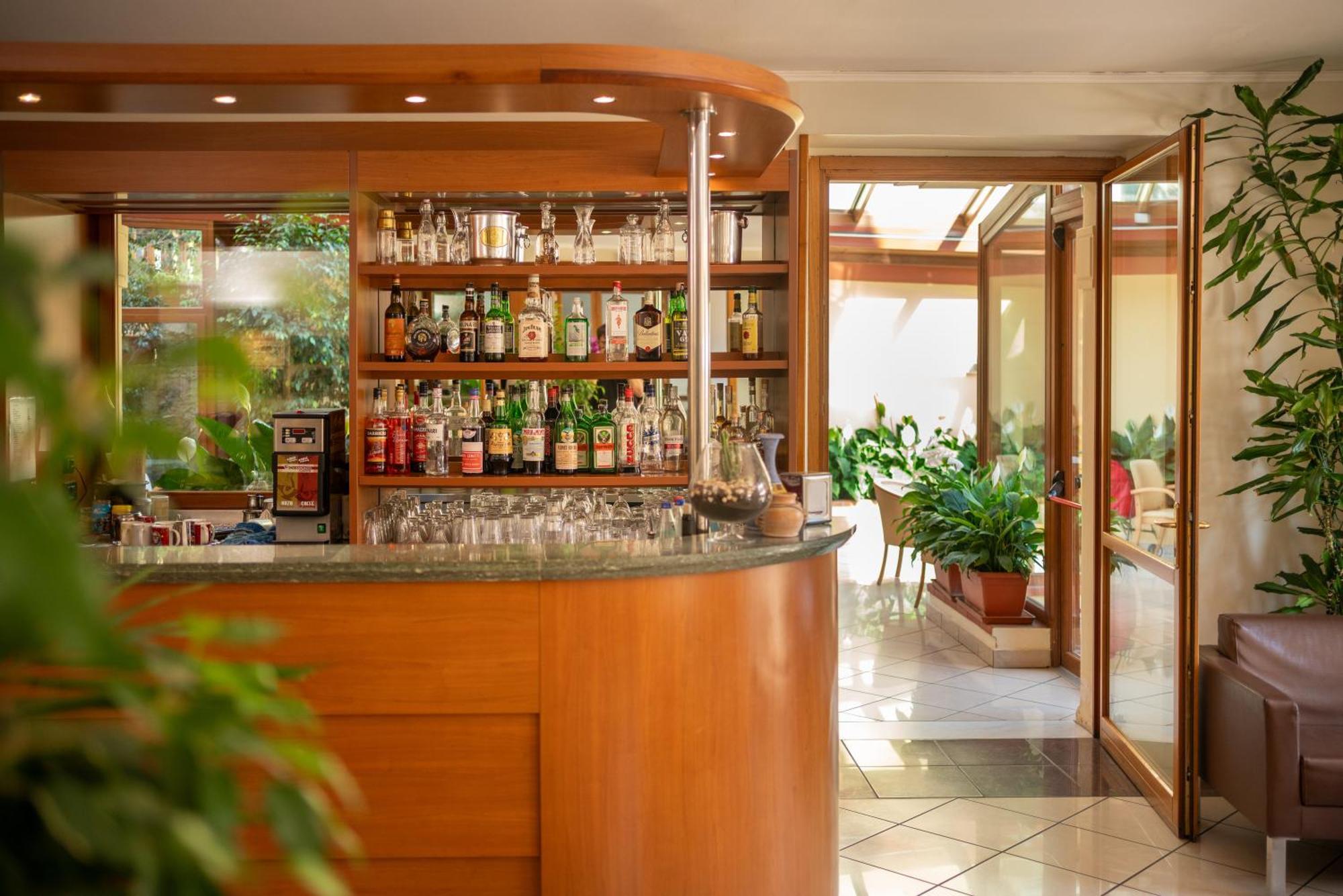 Hotel Careni Villa Italia 피날레리구레 외부 사진