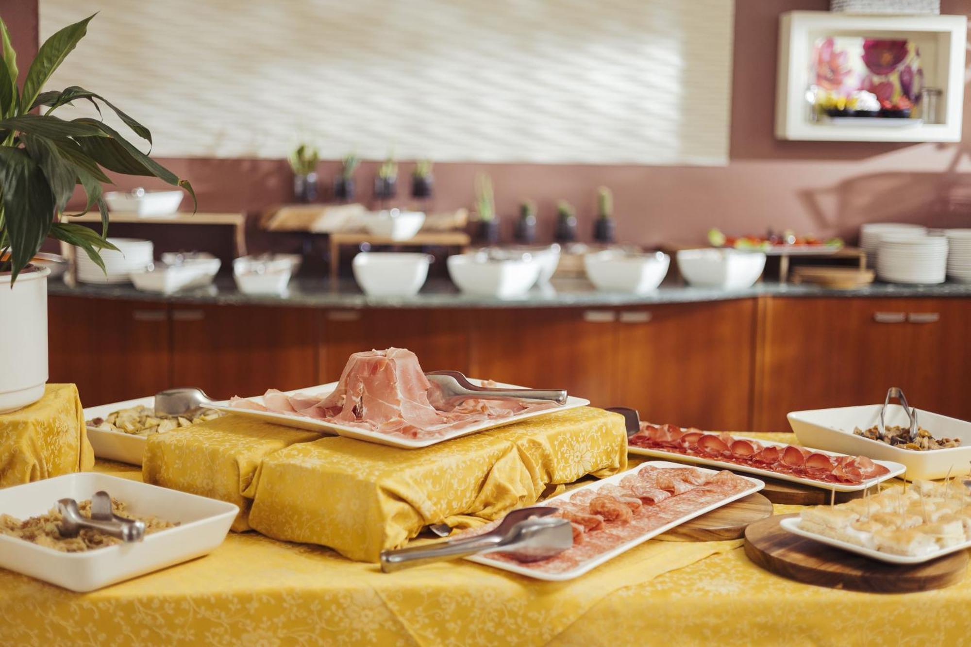 Hotel Careni Villa Italia 피날레리구레 외부 사진